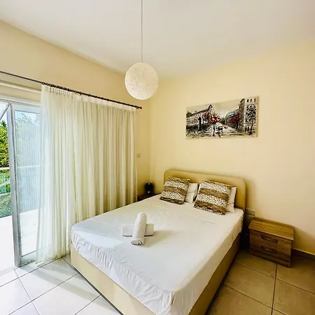 Avlida Luxury Annex Пафос