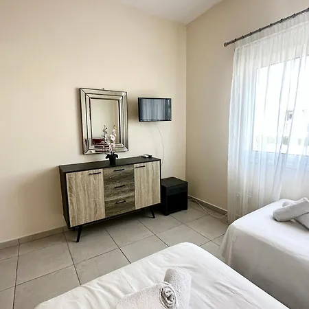 Avlida Luxury Annex Апартаменты *
